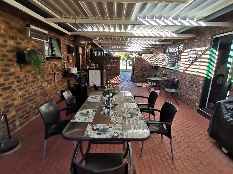 4 Bedroom Property for Sale in Vaalpark Free State